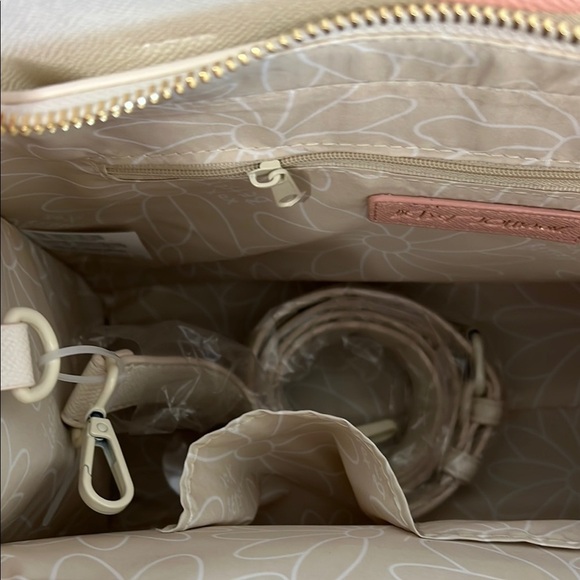 Betsey Johnson | Multi-Colored Tote w/ Crossbody & Bag Charm - Picture 9 of 12